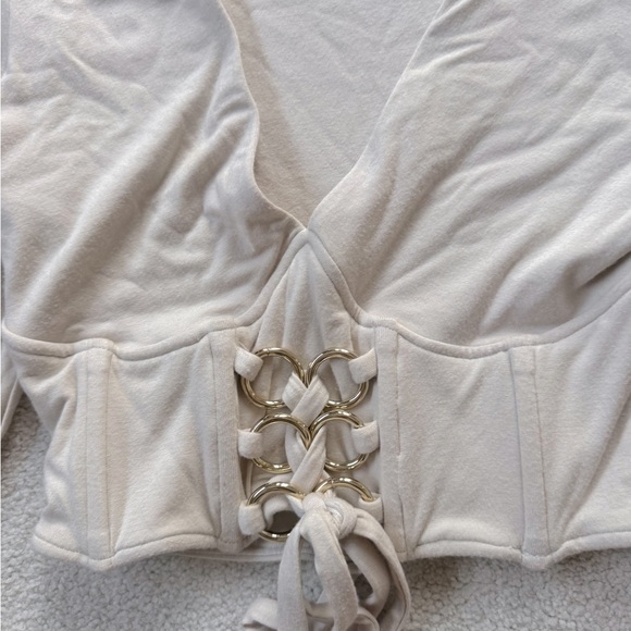 ***BRAND NEW*** SKY Ayama Long Sleeve Crop Top - Picture 7 of 7